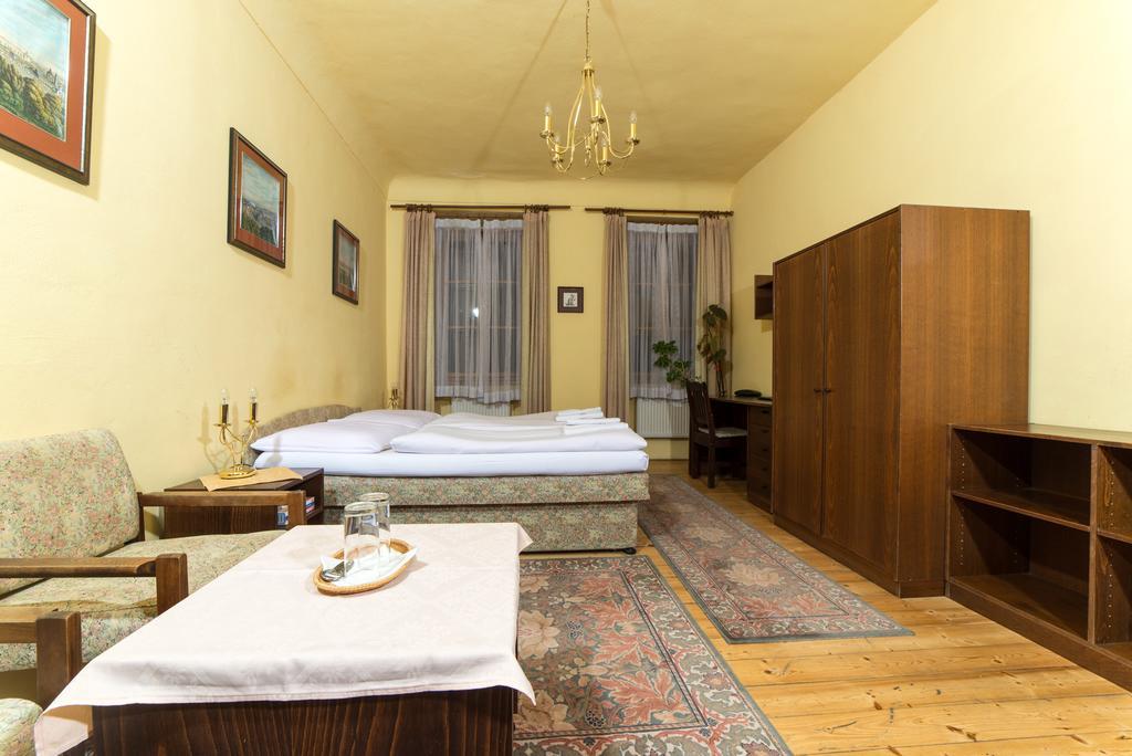Pension Dientzenhofer Прага Экстерьер фото