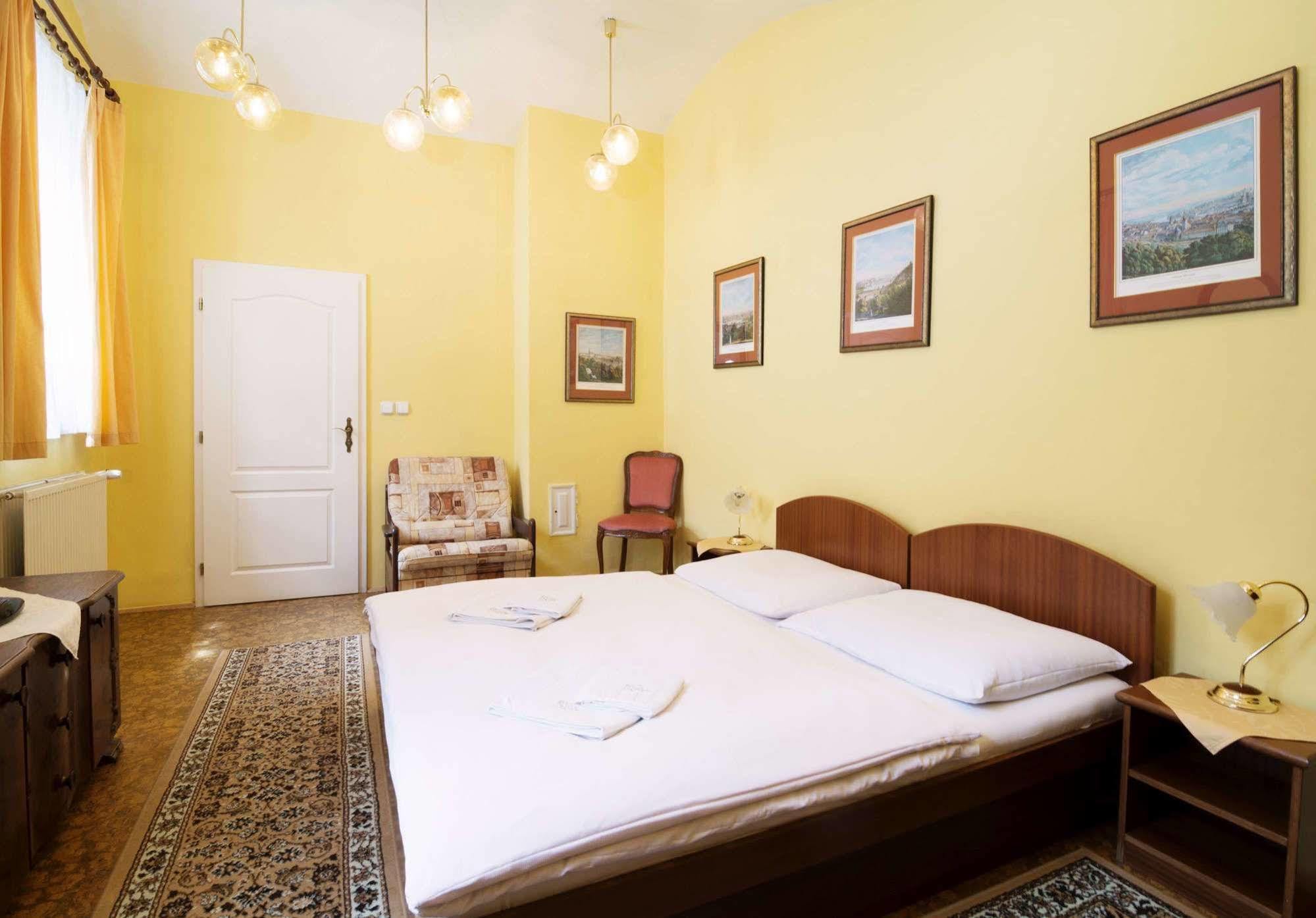 Pension Dientzenhofer Прага Экстерьер фото