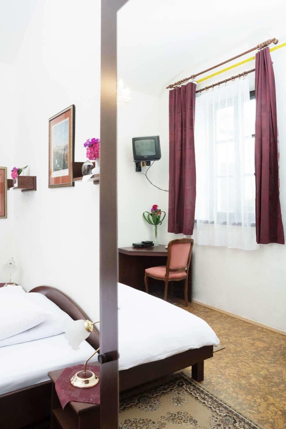 Pension Dientzenhofer Прага Экстерьер фото